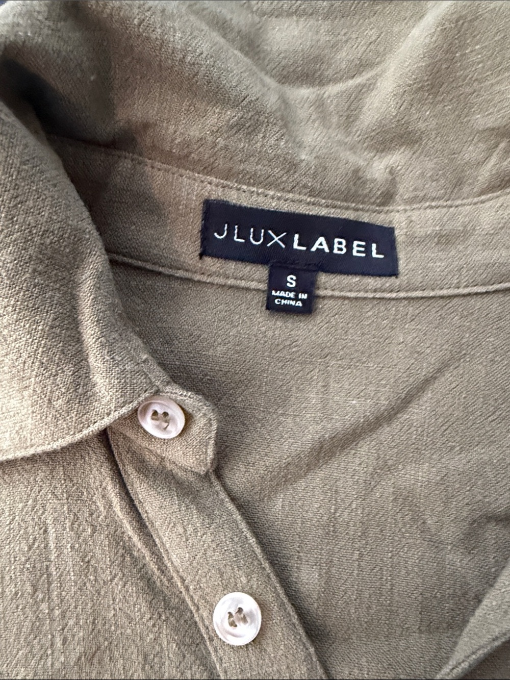 JLUX Label - Olive Tie-Front Cropped Button Shirt - Picture 3 of 4